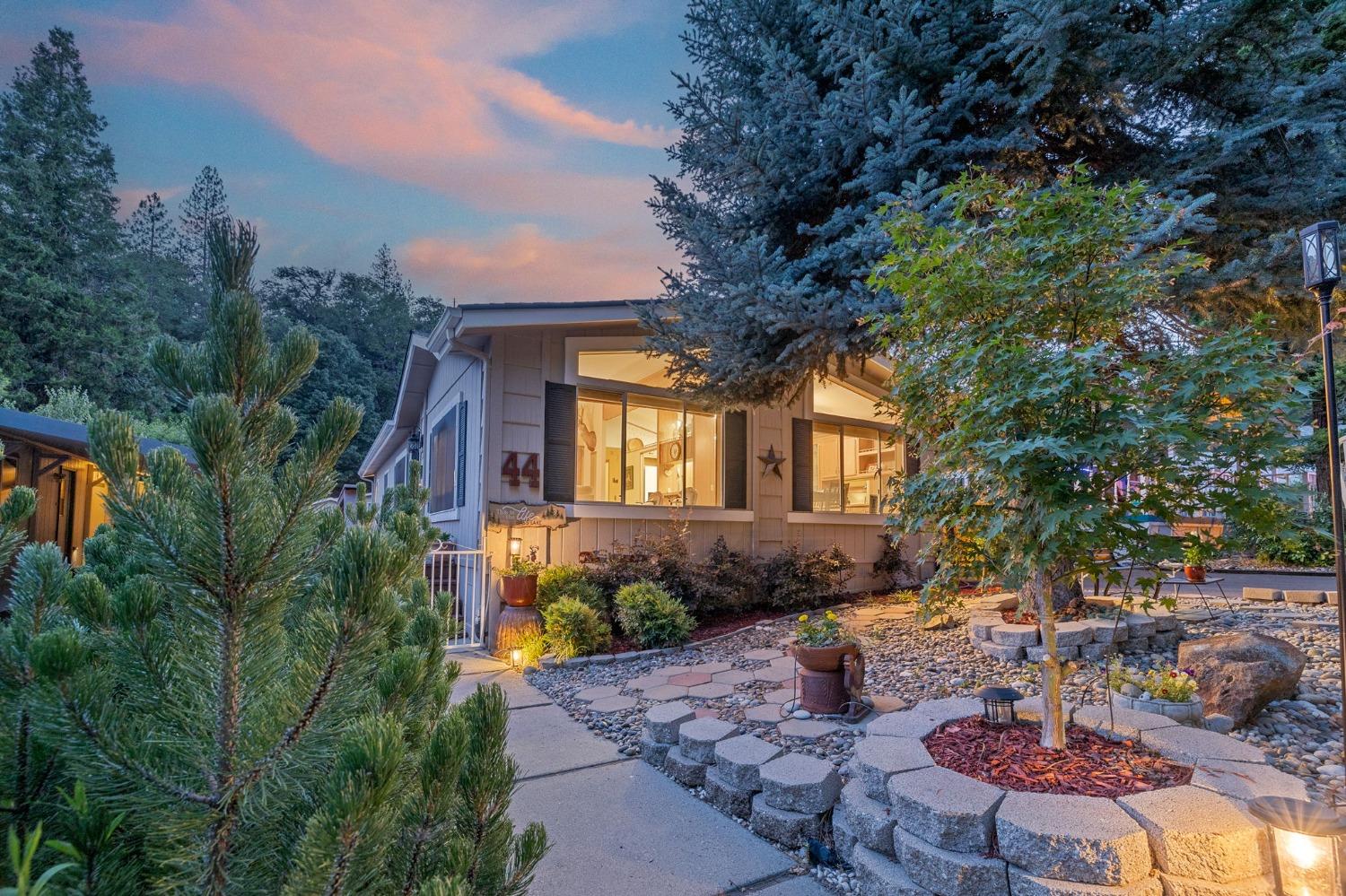 Photo of 39737 Rd 274 #44 in Bass Lake, CA