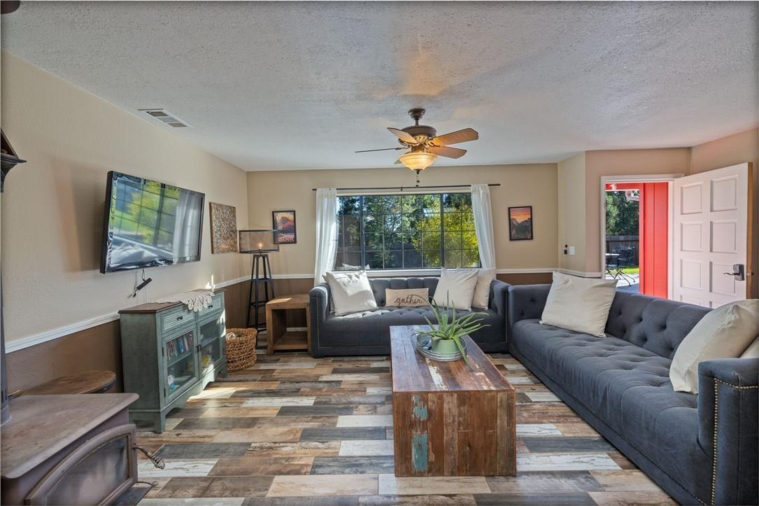 Photo of 59951 Cascadel Dr in North Fork, CA