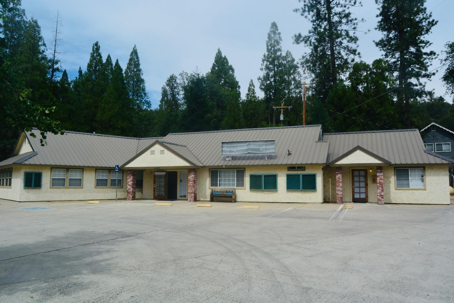 Photo of 54299 Rd 432 in Bass Lake, CA