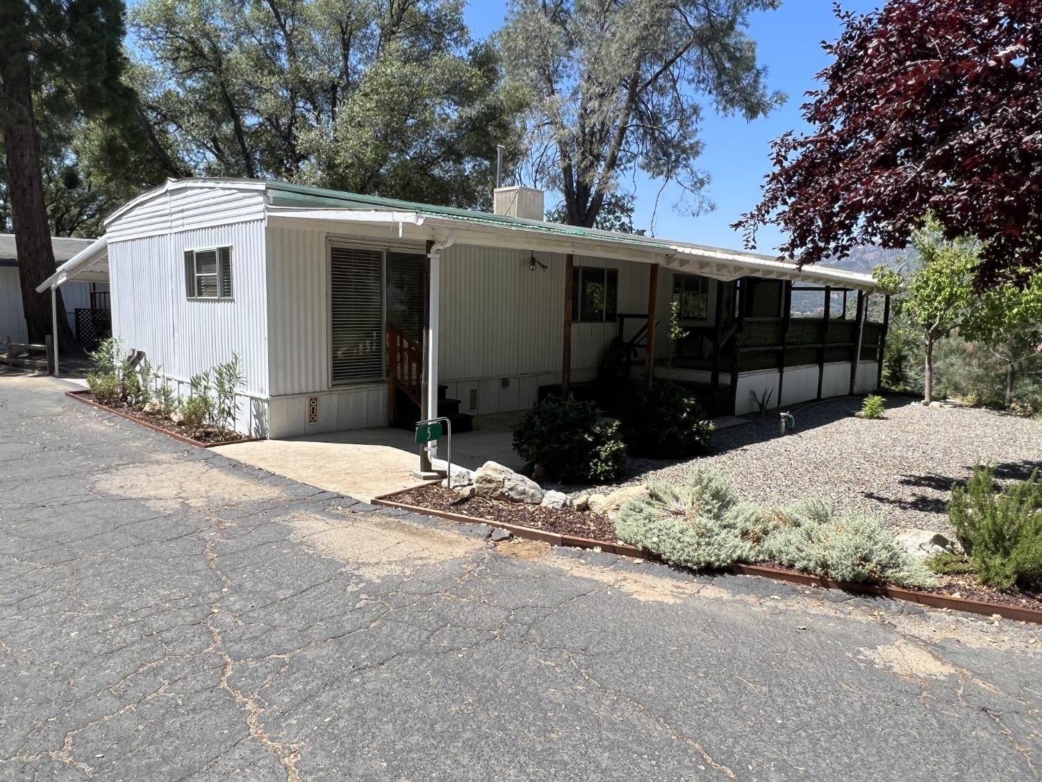 Photo of 50889 Road 426 #Spc 5 in Oakhurst, CA