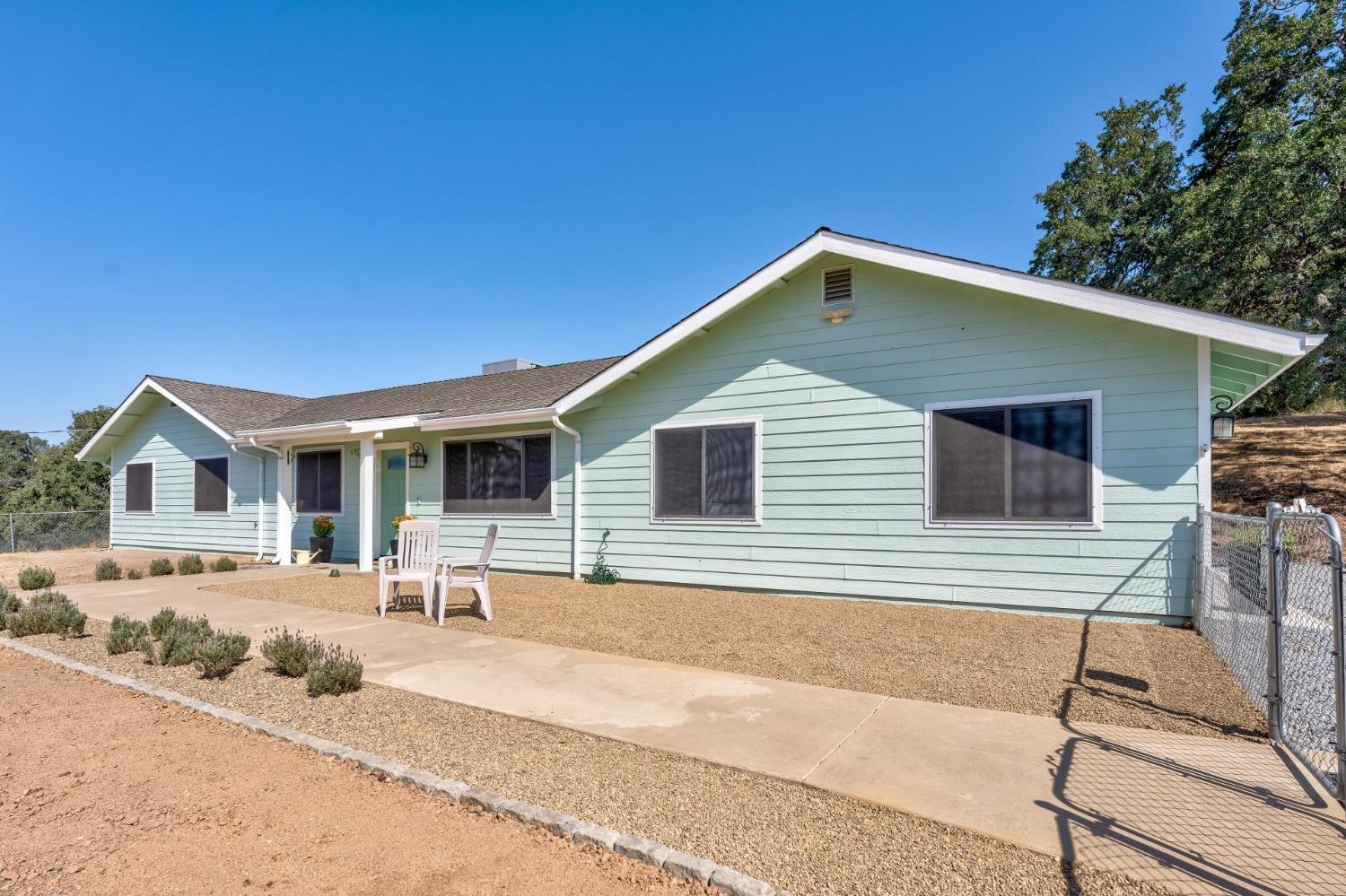 Photo of 3471 Fox Hollow Ln in Mariposa, CA