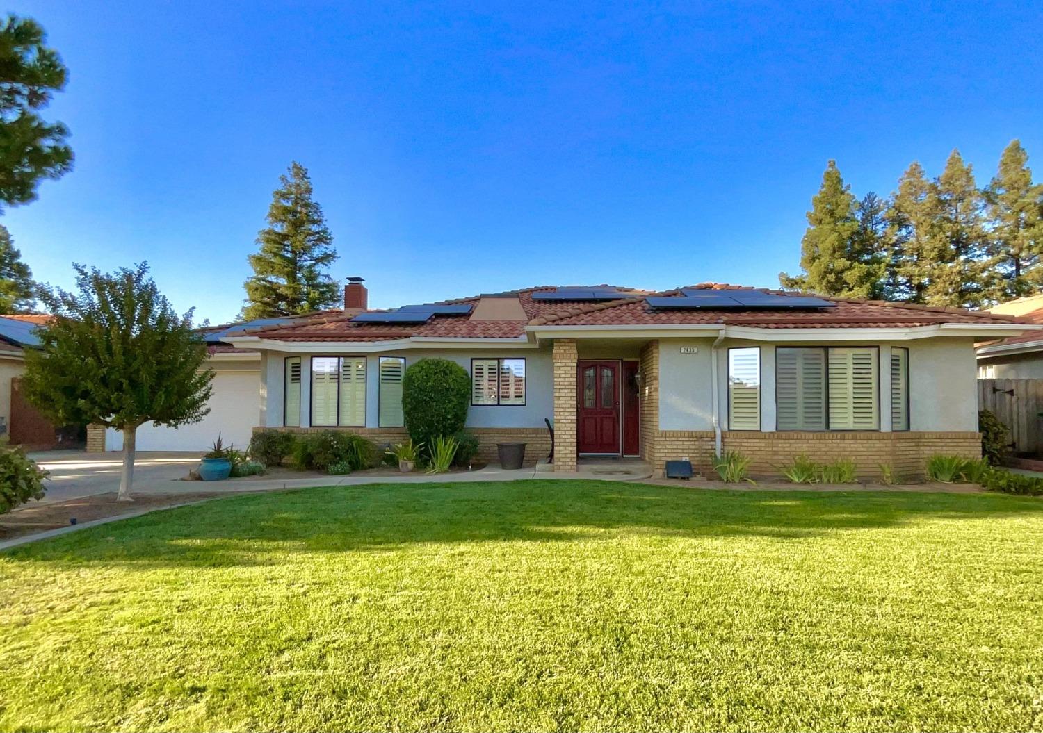 Photo of 2435 Frederick Ct in Madera, CA