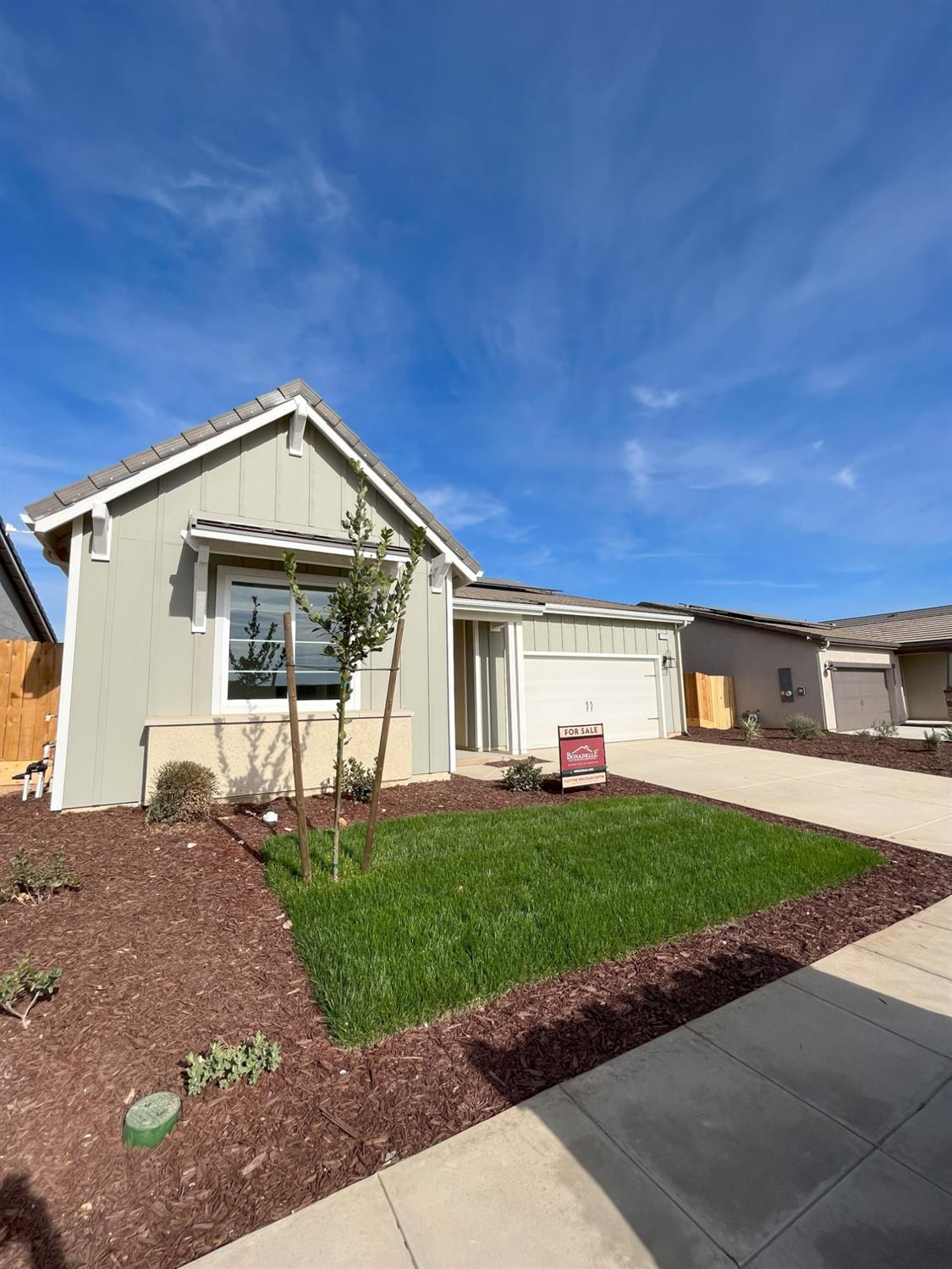 Photo of 1235 Peters Rd in Madera, CA