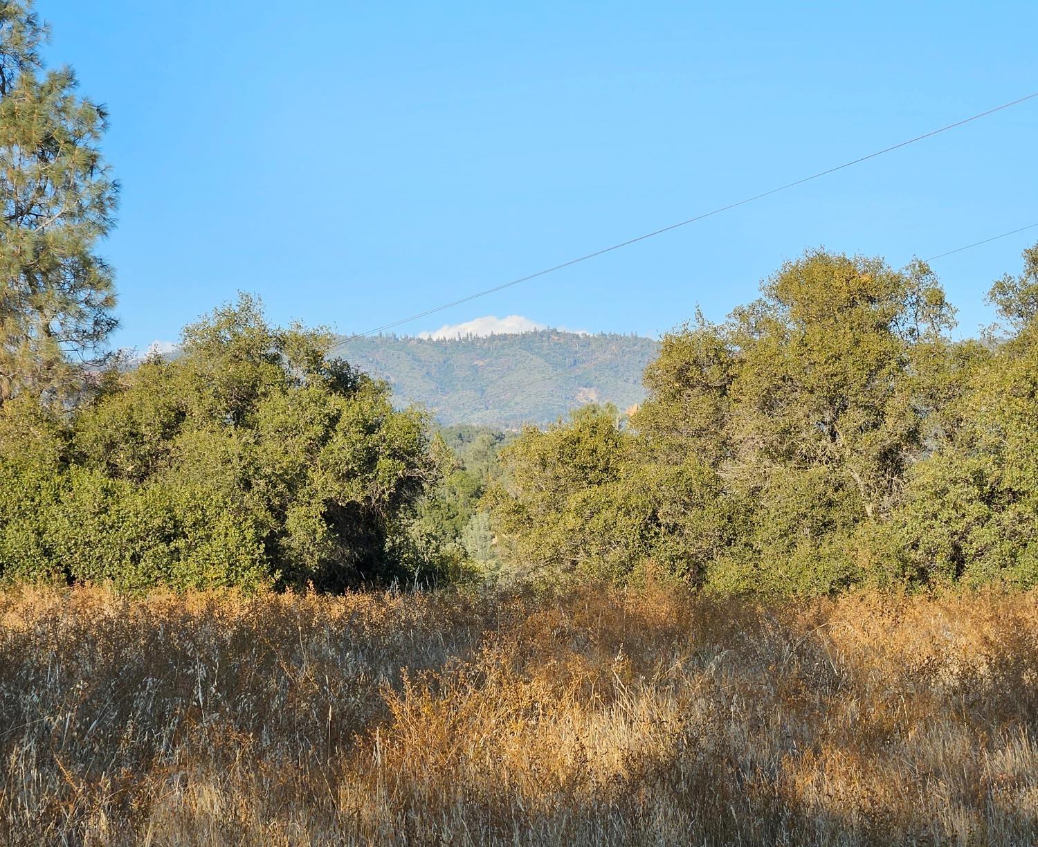 Photo of 7 Chukchansi Rd in Coarsegold, CA