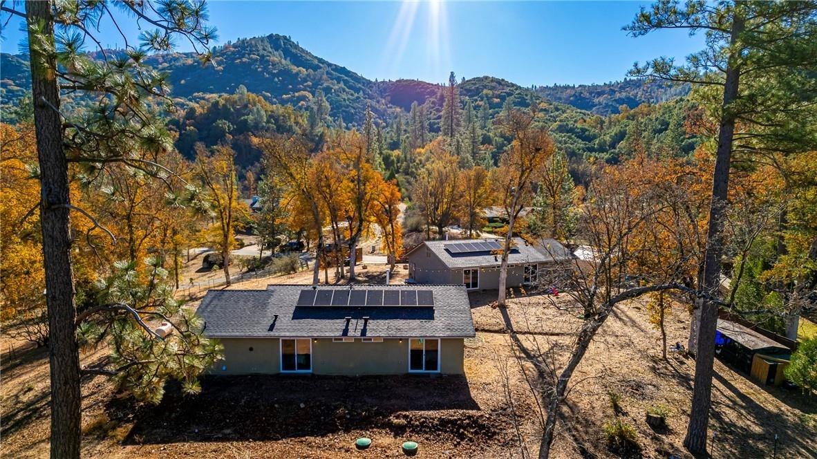 Photo of 45893 Sutton Dr in Oakhurst, CA