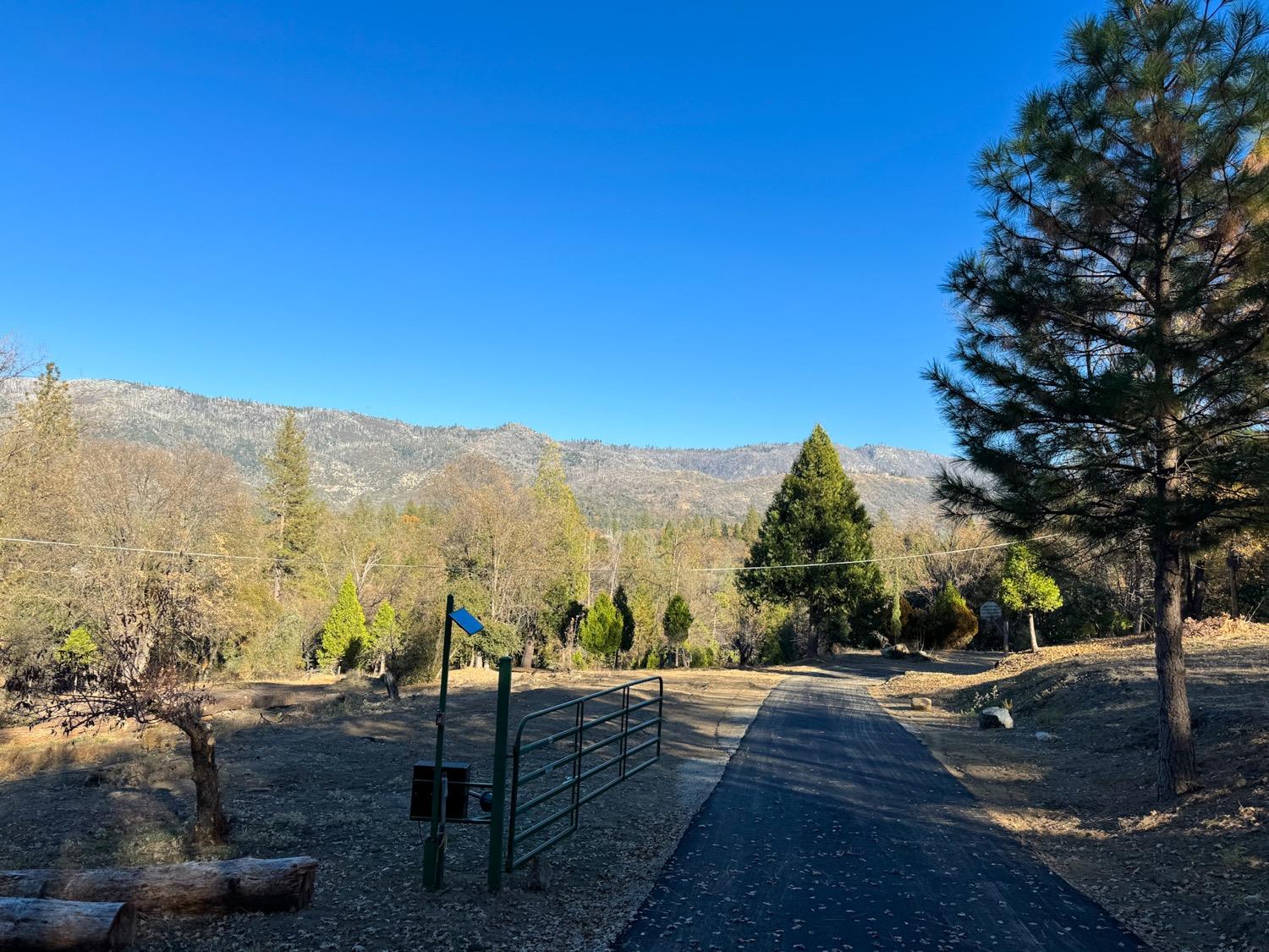Photo of 32693 Rd 222 in North Fork, CA