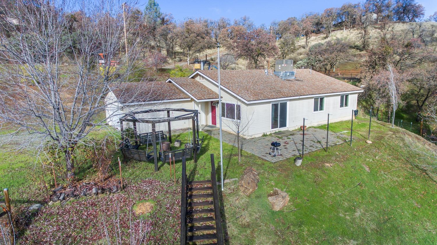 Photo of 29211 Larkspur Rd in Tollhouse, CA