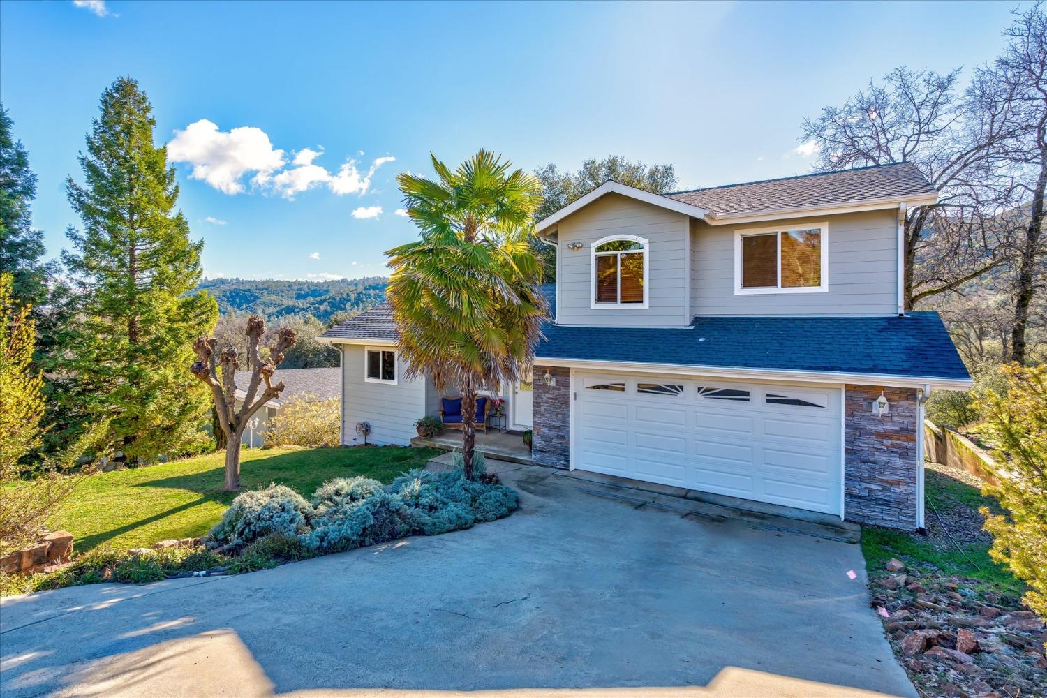 Photo of 5115 Terrace View Ln in Mariposa, CA