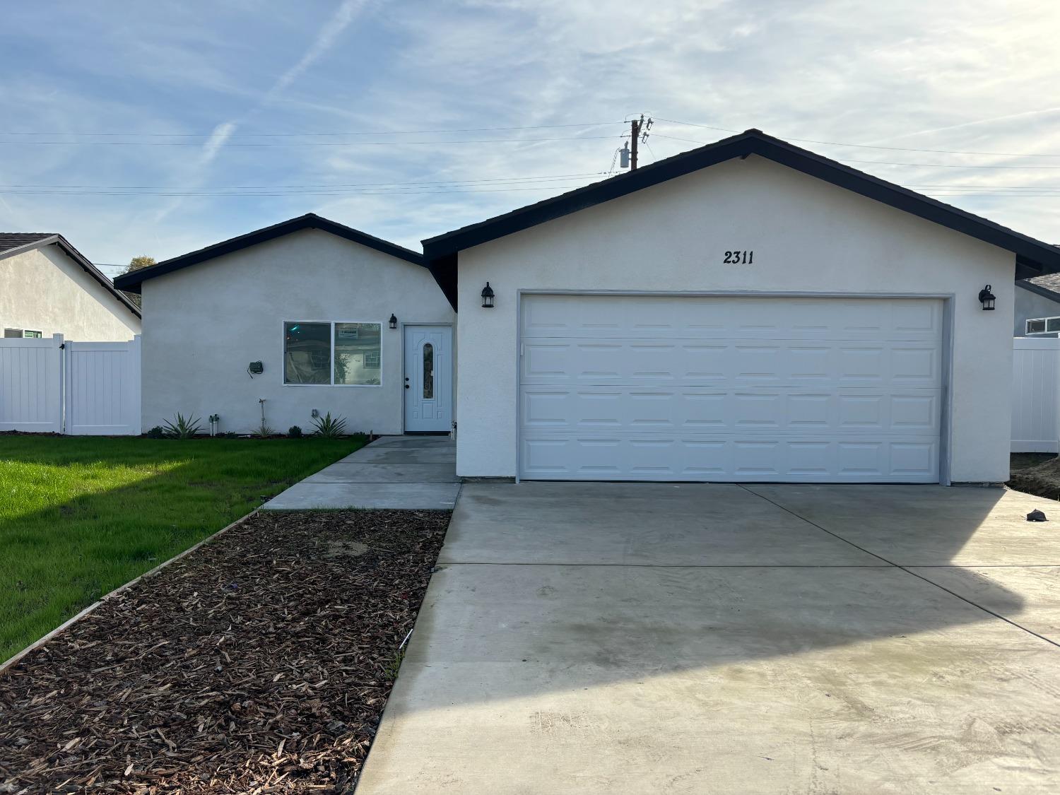 Photo of 2311 Patterson in Corcoran, CA