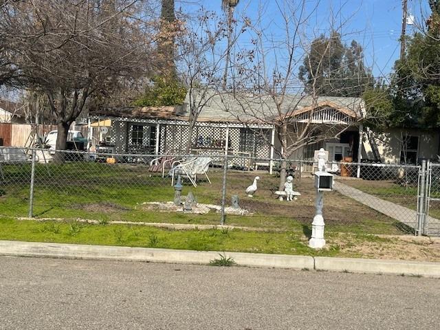 Photo of 1554 W Thomas Ave in Fresno, CA