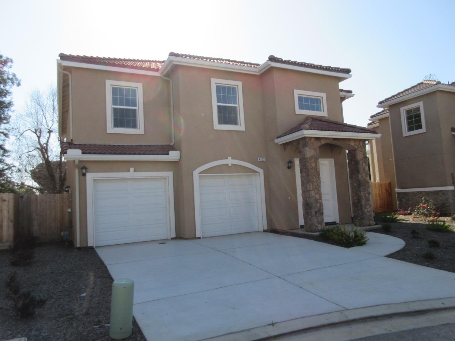 Photo of 4402 W Langden Dr #Lot19 in Fresno, CA