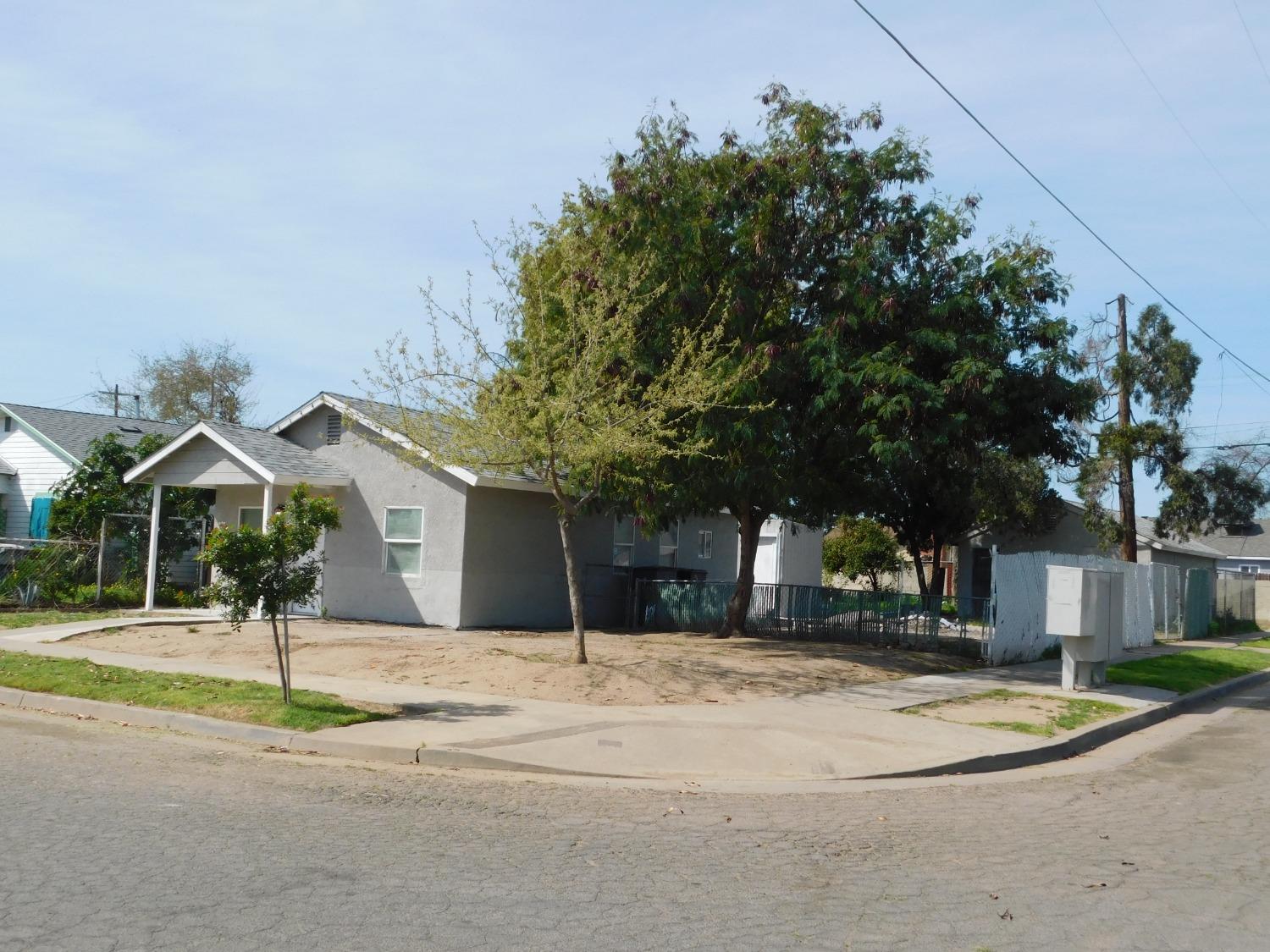 Photo of 2356 S Holly Ave in Fresno, CA