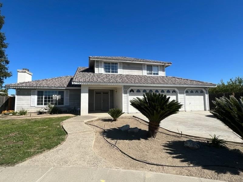 Photo of 2854 W Caruthers Ave in Caruthers, CA