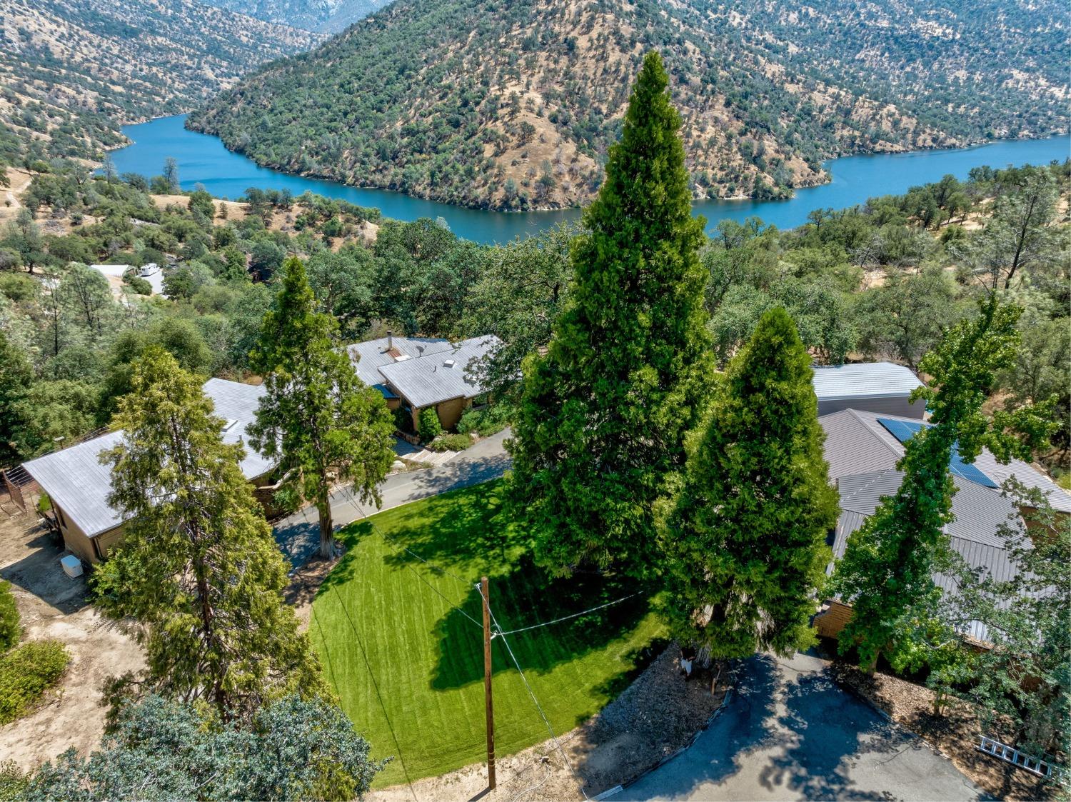 Photo of 28646 Redinger Wy in North Fork, CA