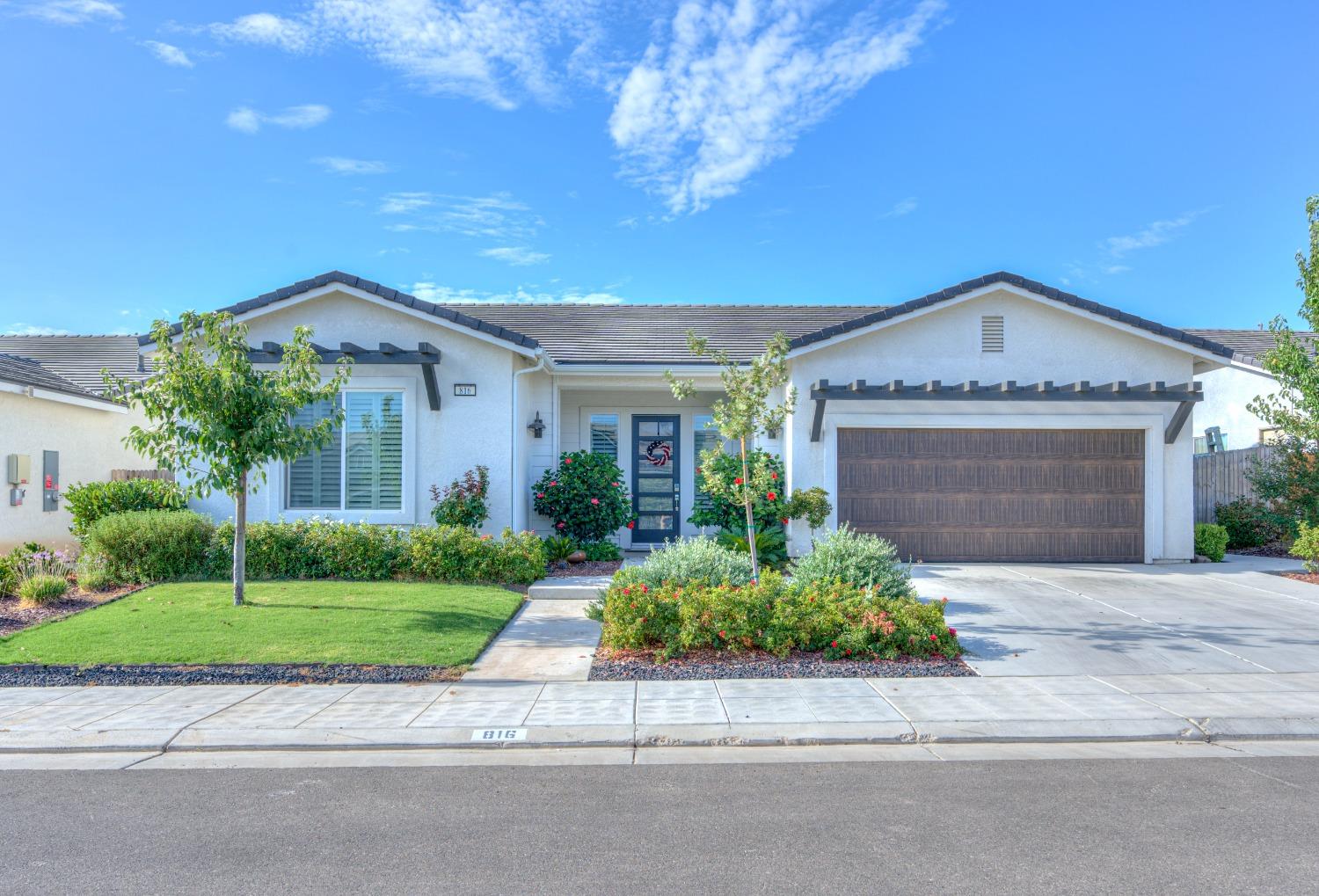 Photo of 816 Spring St in Madera, CA