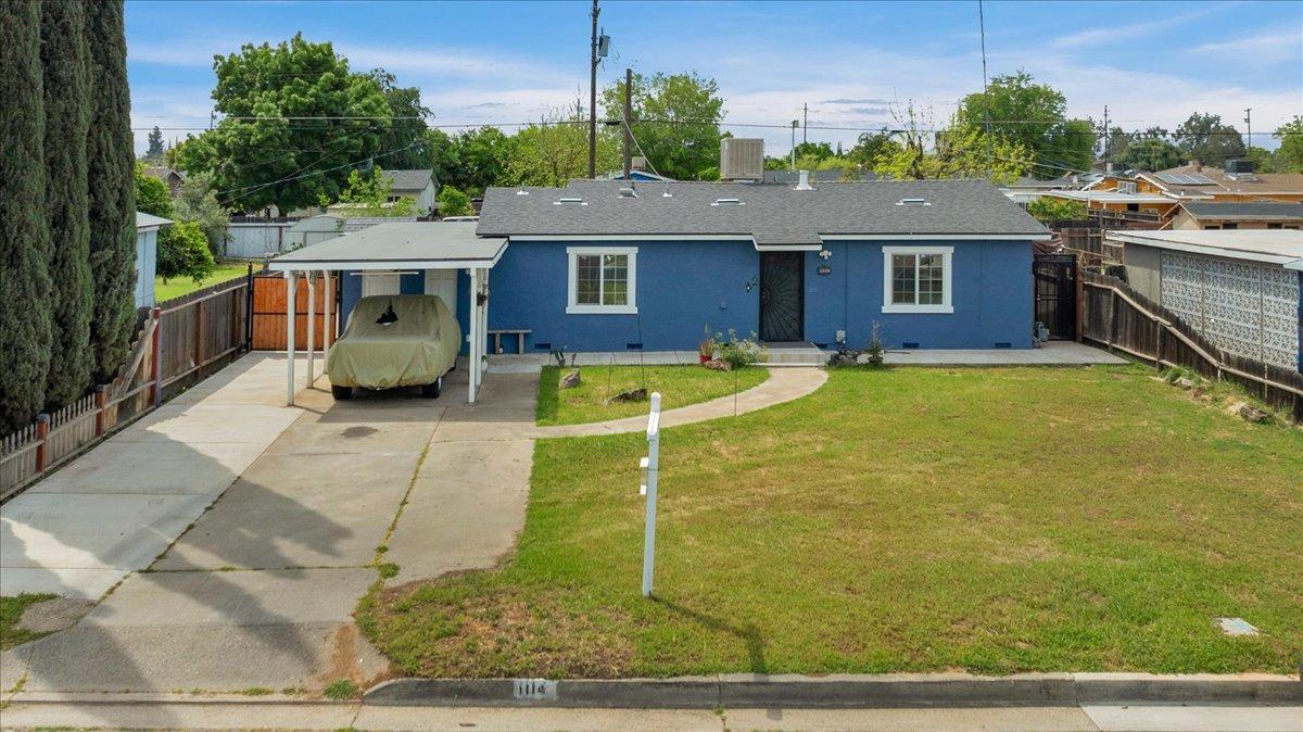 Photo of 1114 Rogers St in Madera, CA