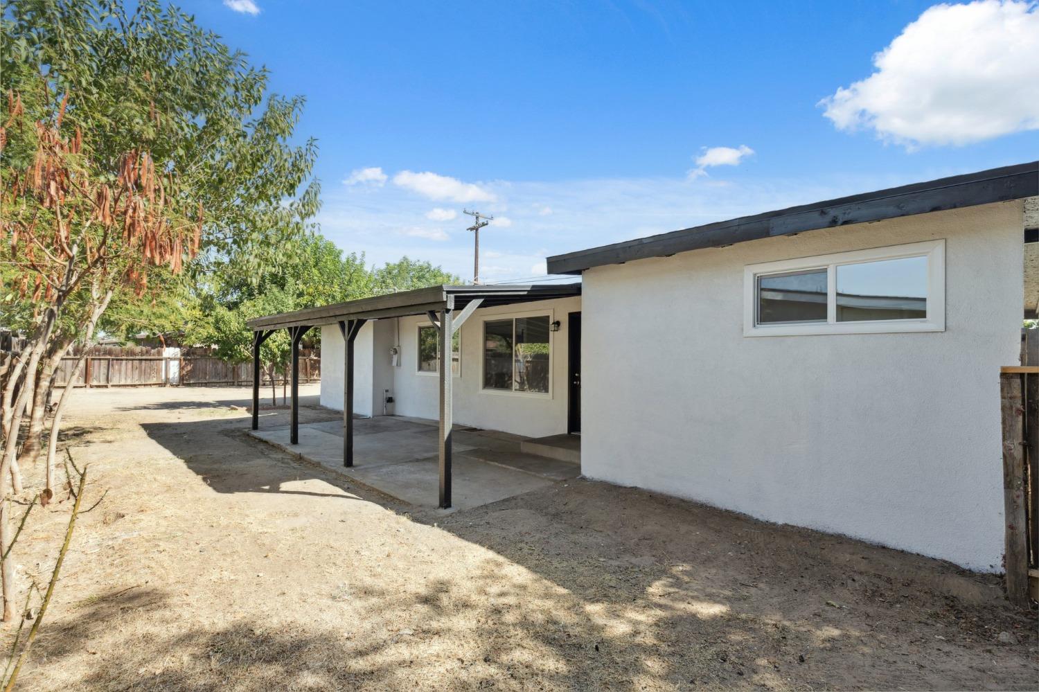 2224 W Shields Avenue, Fresno, CA, 93705