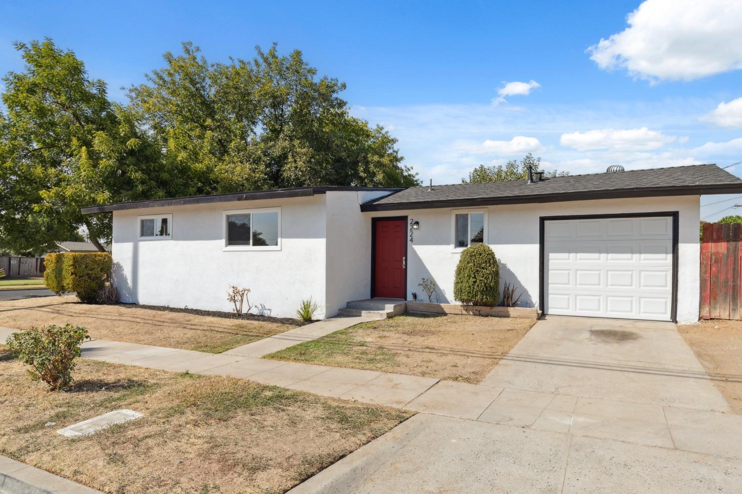 2224 W Shields Avenue, Fresno, CA, 93705