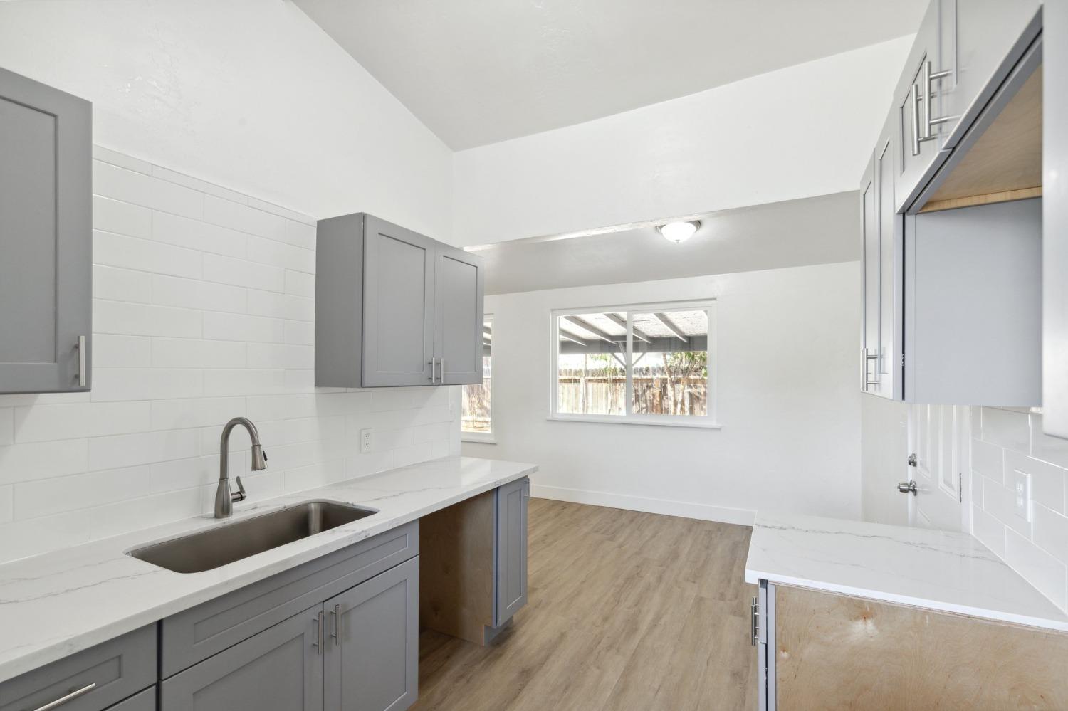 2224 W Shields Avenue, Fresno, CA, 93705