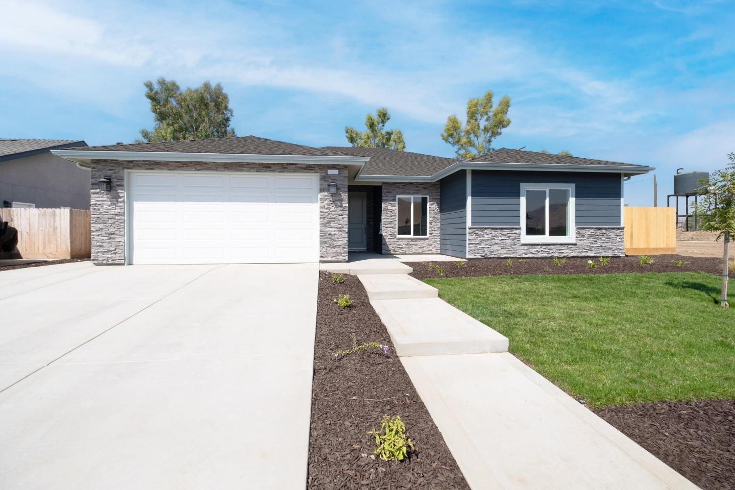 Featured listings