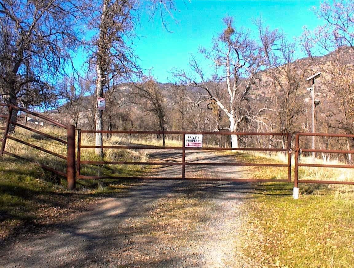 Outstanding central Dunlap ranch. Ultra secluded 382 acre ranch yet very accessible location only 1 mile from Dunlap school. Home is like new 2014 ground mounted manufactures home and 1200sf garage/shop. Home is 2x6 construction w/hardi board exterior and extensive decking overlooking entire Dunlap Valley. Nice floorplan w/5br2ba and isolated master. Variety of terrain with plenty of usable land.This is part of one of the original Dunlap ranches and includes Goat Rock, a massive granite dome. Numerous seasonal streams & excellent hunting for deer, quail and wild turkey. Amazing panoramic views and complete privacy. Property also has a Hwy 180 frontage.Also includes massive 1.5 acre double pad for estate home site.  Seller may consider carrying paper with large down.