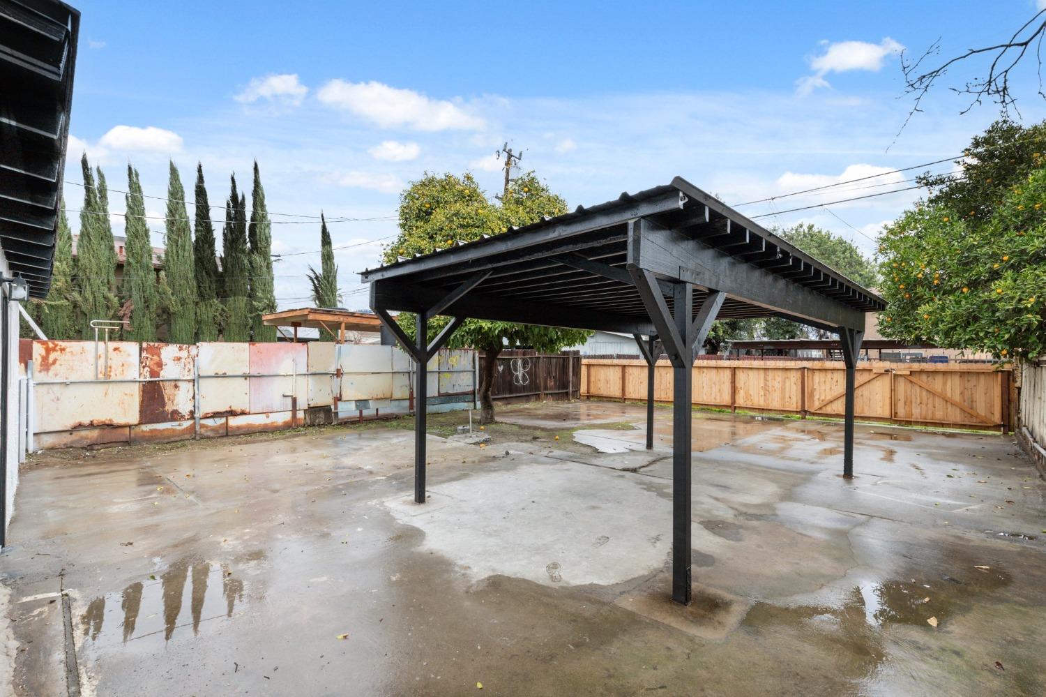 320 N Effie Street, Fresno, CA, 93701
