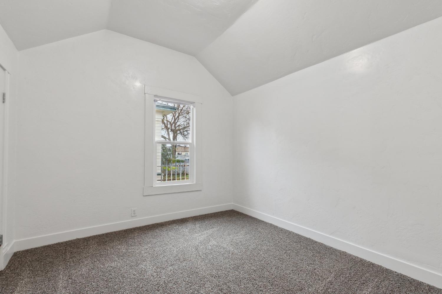 320 N Effie Street, Fresno, CA, 93701