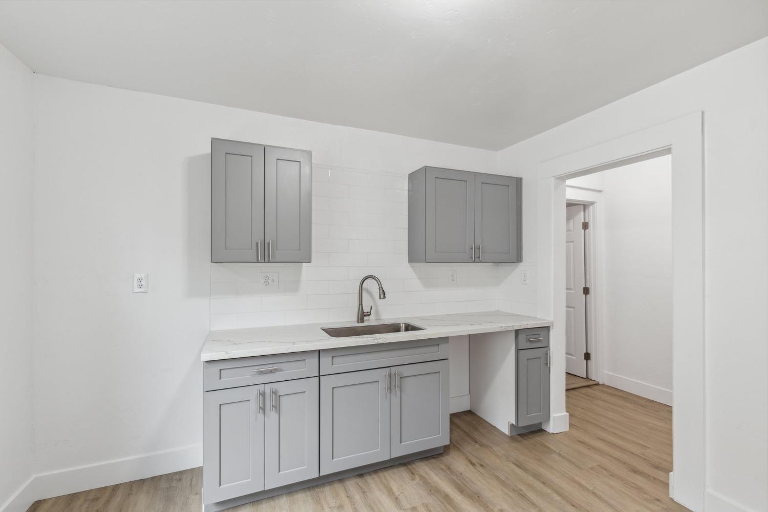 320 N Effie Street, Fresno, CA, 93701