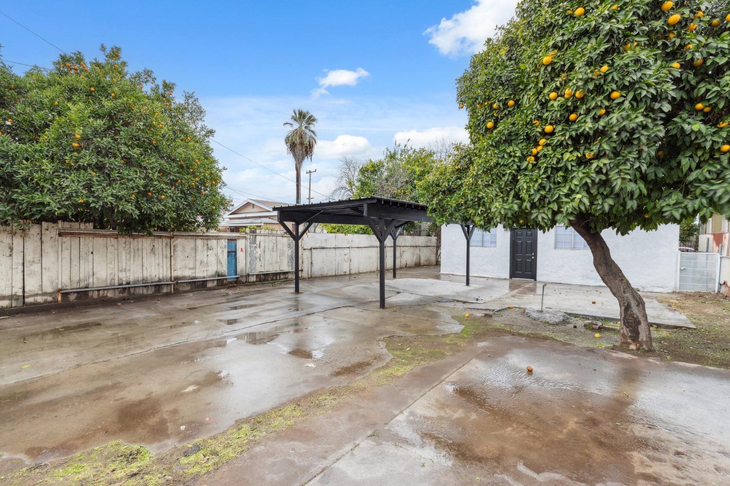 320 N Effie Street, Fresno, CA, 93701