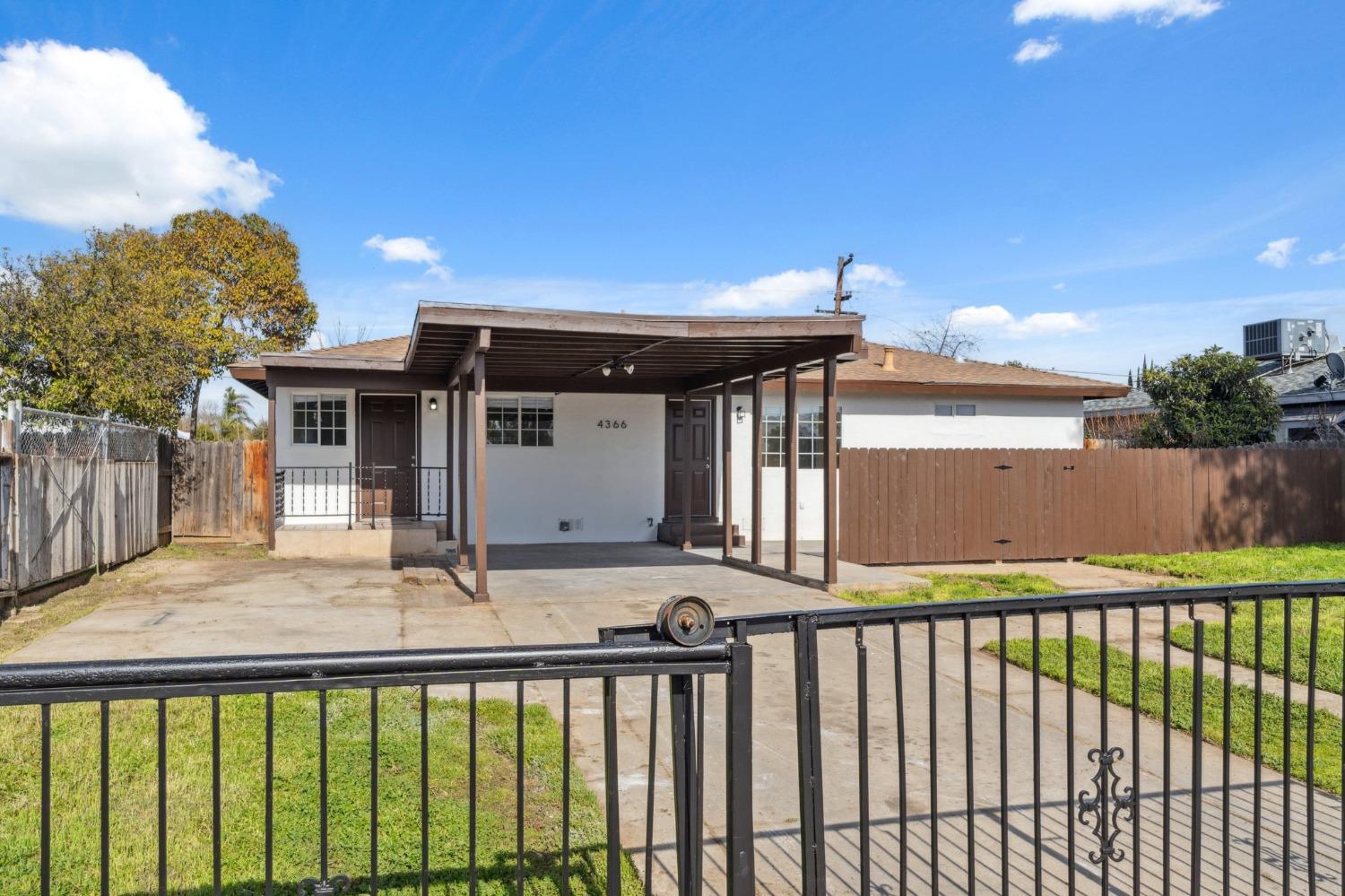 Single Family in Fresno
