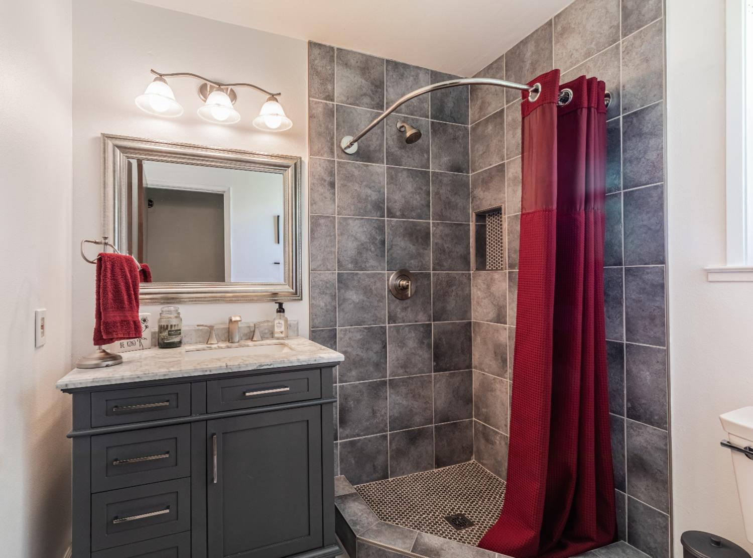 16993 Jennifer Court, Madera, CA, 93636