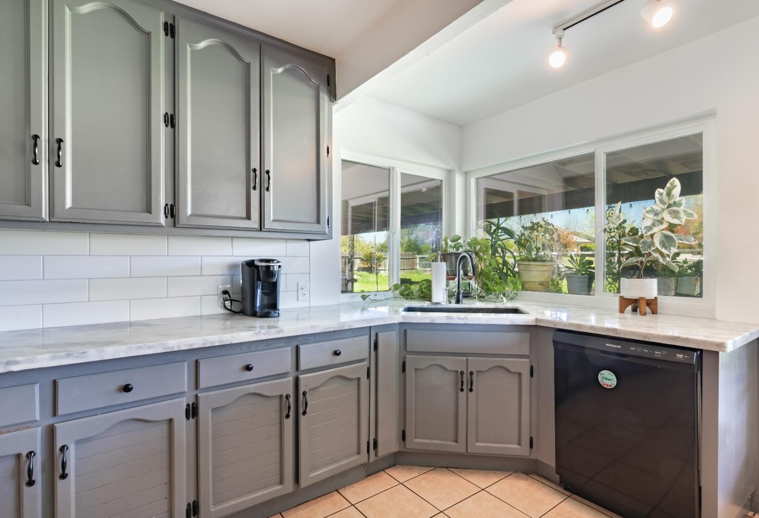 16993 Jennifer Court, Madera, CA, 93636