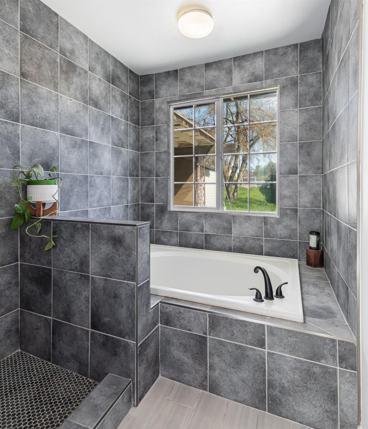 16993 Jennifer Court, Madera, CA, 93636