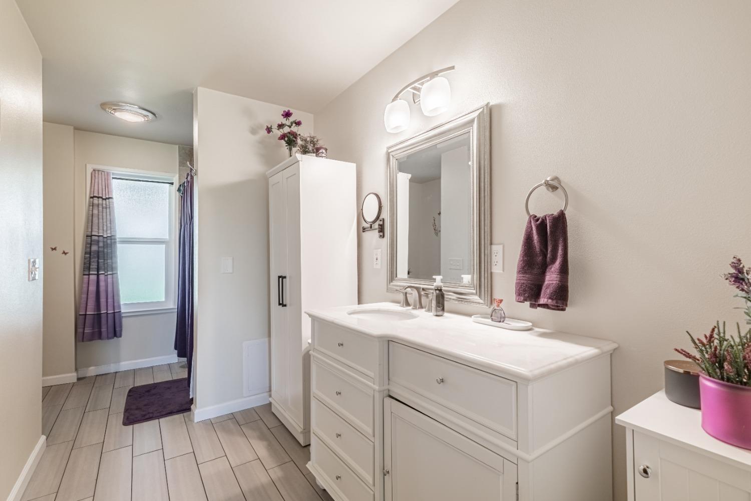 16993 Jennifer Court, Madera, CA, 93636