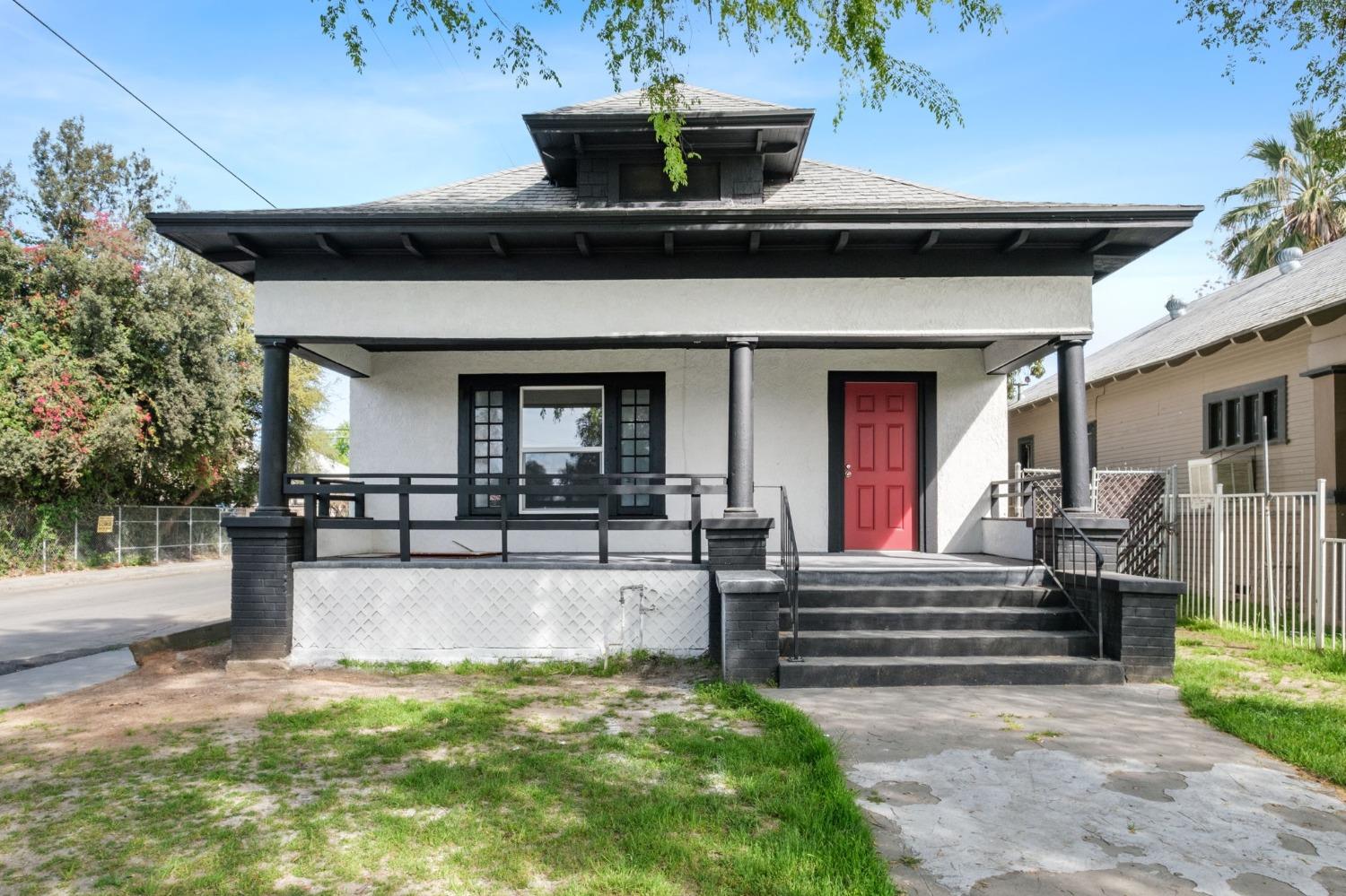 186 N College Avenue Fresno, California Charming bungalow recently remodeled and ready for its new owner! This 4 bedroom 1 bath home is situated on a corner lot and has undergone a remodel making it timeless! Upon arrival you're greeted by the welcoming front porch and as you enter the fresh paint and flooring make you feel right at home! The well appointed kitchen showcases quartz counters, stylish backsplash and new cabinetry. There's an indoor laundry to add to the convenience this home has to offer. Out back you have a nice size blank canvas area and a detached single car garage.