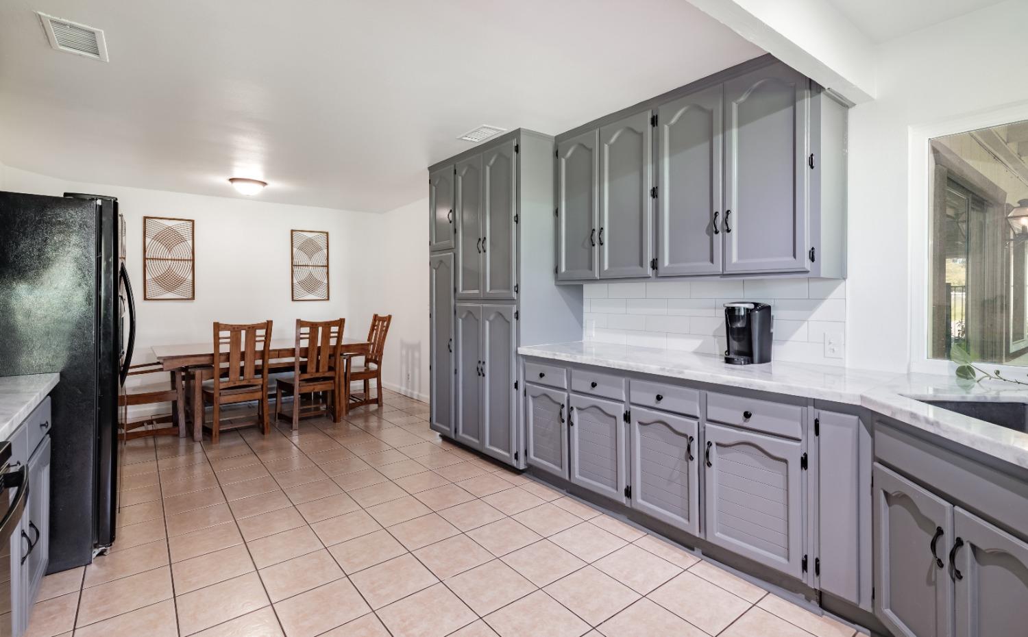 16993 Jennifer Court, Madera, CA, 93636