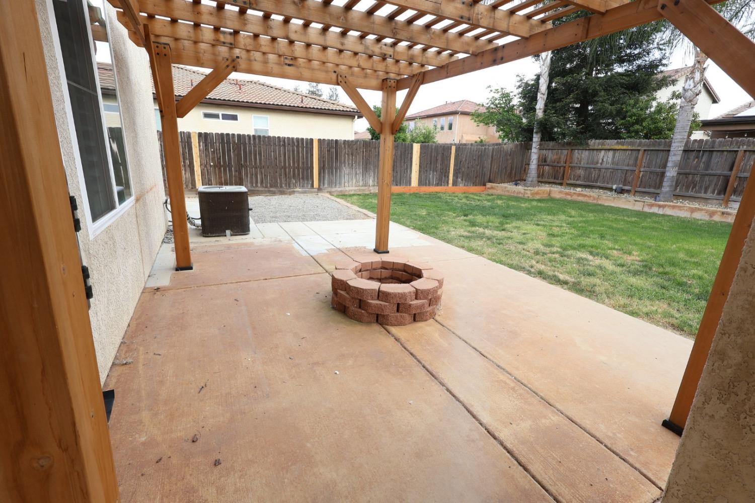 7369 E Garland Avenue, Fresno, CA, 93737