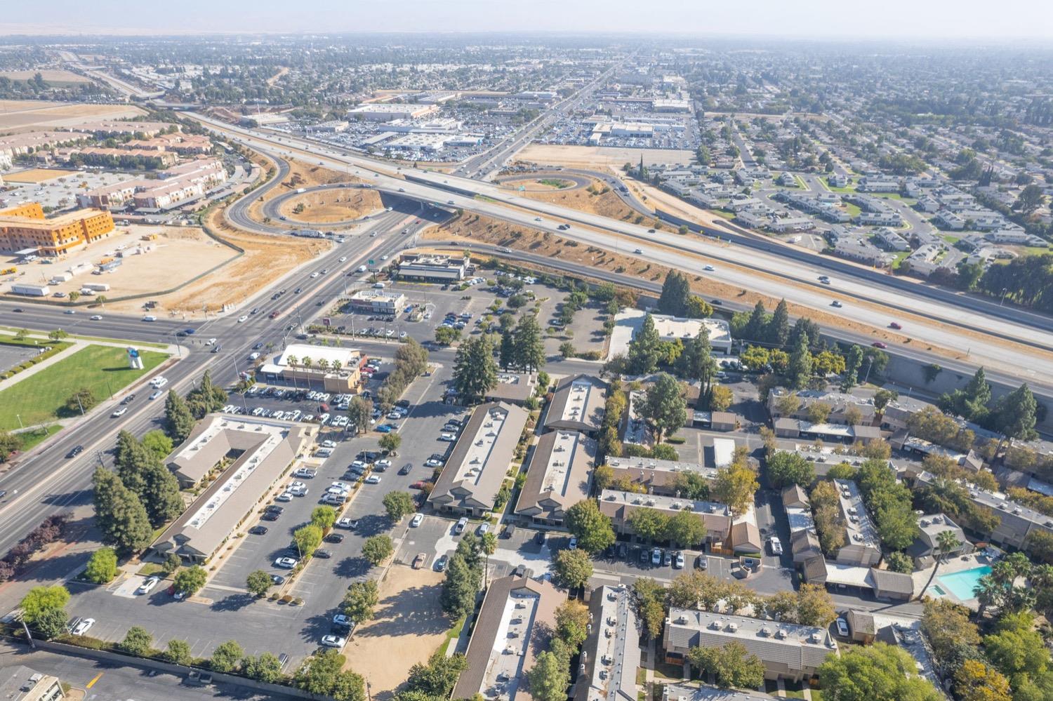 2743 E Shaw Avenue, Fresno, CA, 93710