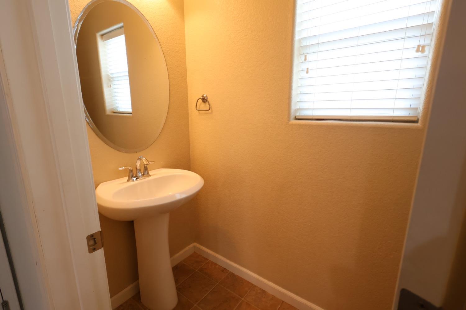 7369 E Garland Avenue, Fresno, CA, 93737