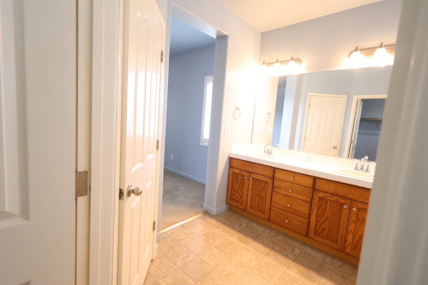 7369 E Garland Avenue, Fresno, CA, 93737