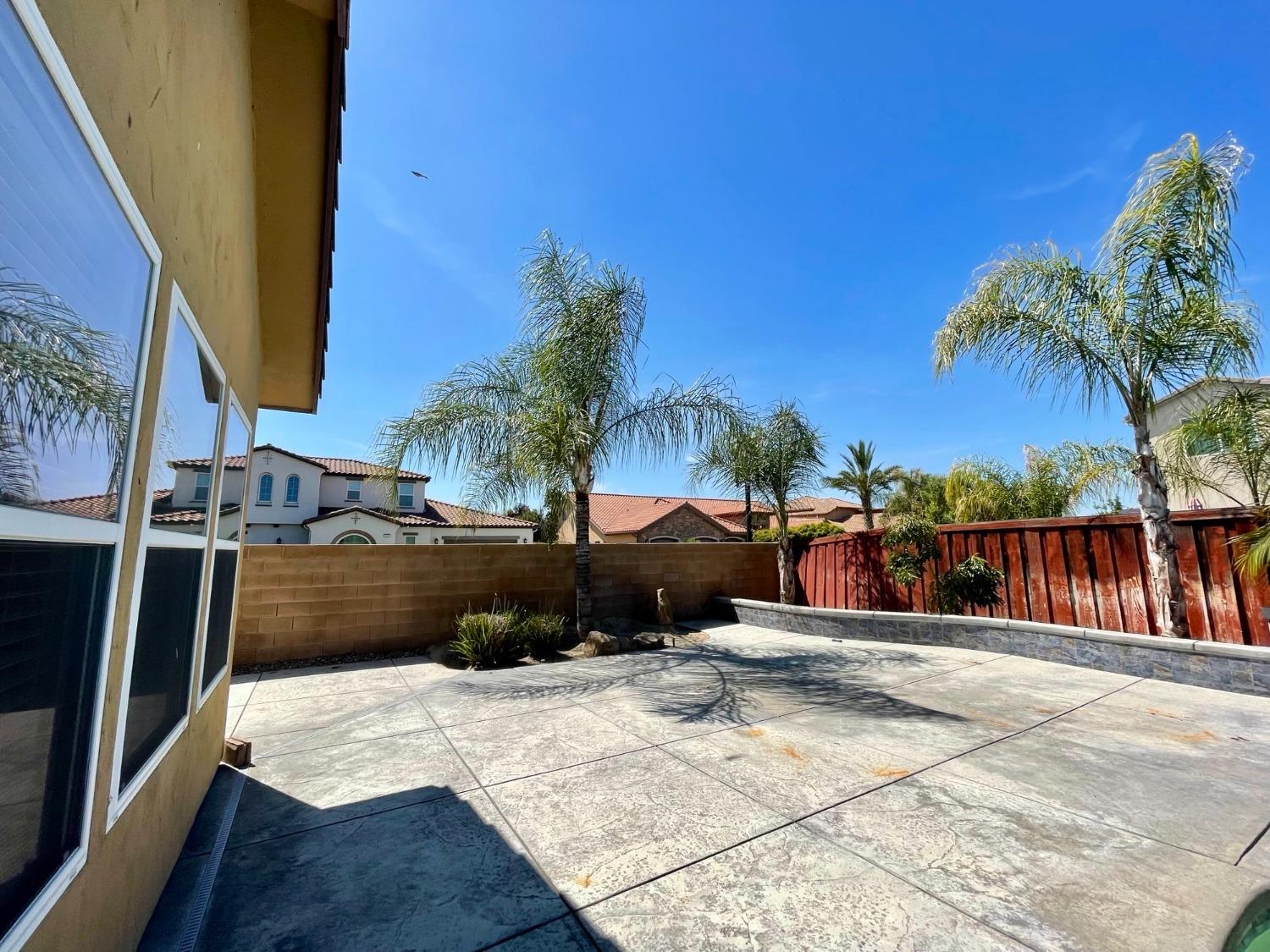 16052 W Middleton Avenue, Kerman, CA, 93630