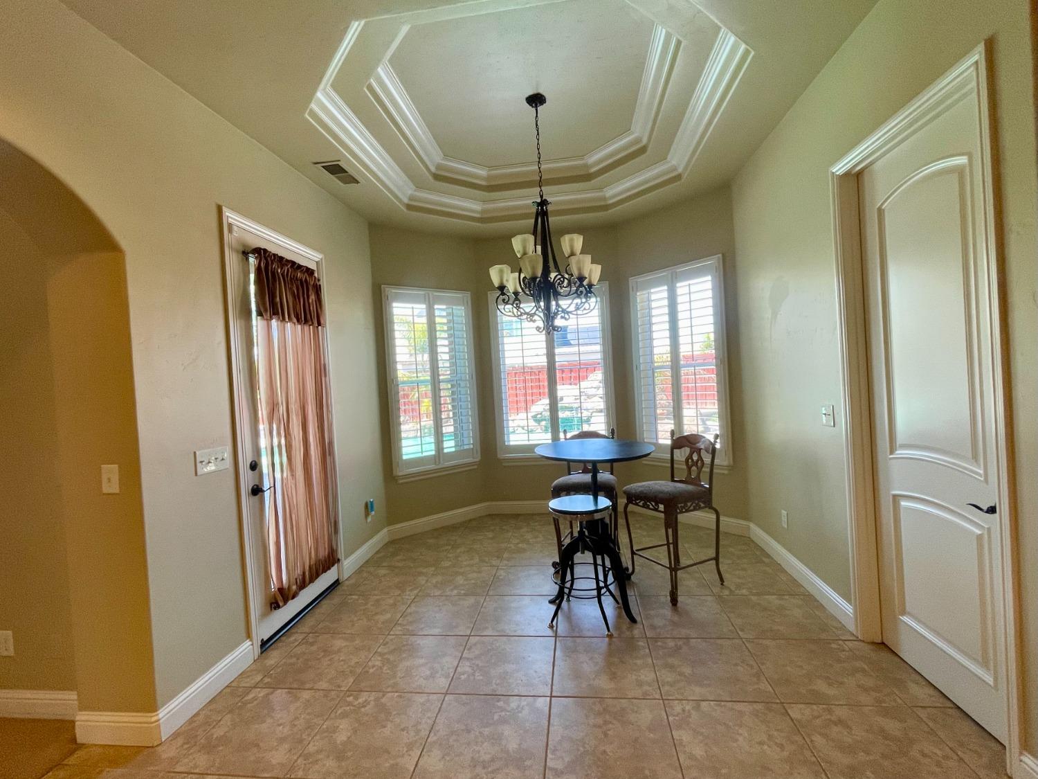 16052 W Middleton Avenue, Kerman, CA, 93630