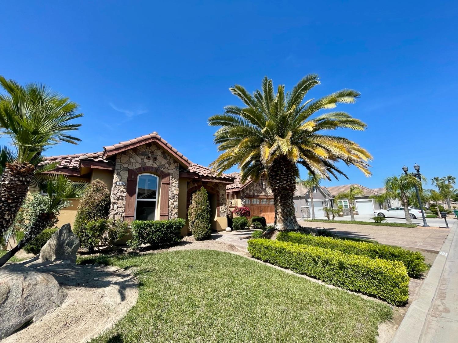 16052 W Middleton Avenue, Kerman, CA, 93630