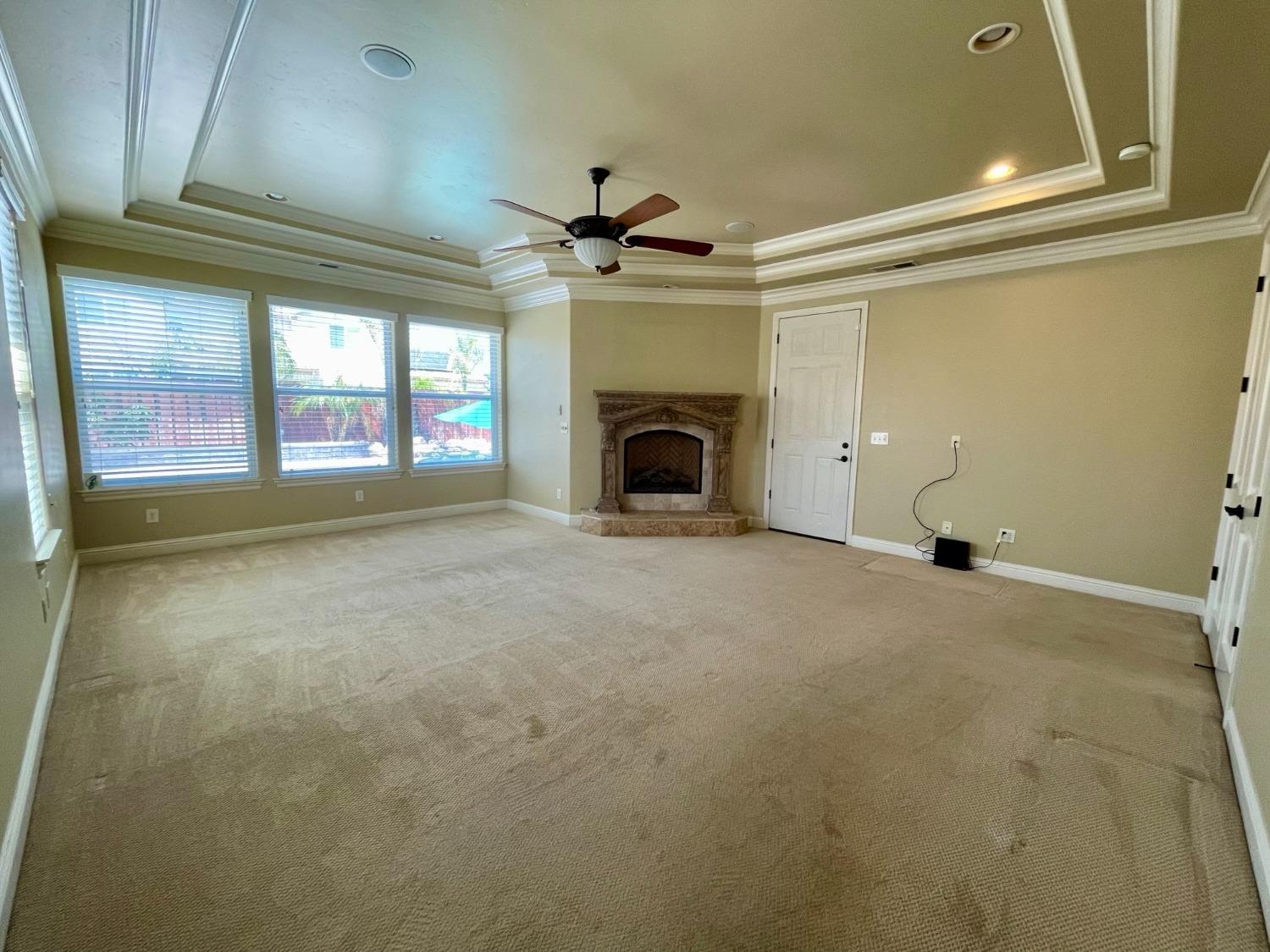 16052 W Middleton Avenue, Kerman, CA, 93630