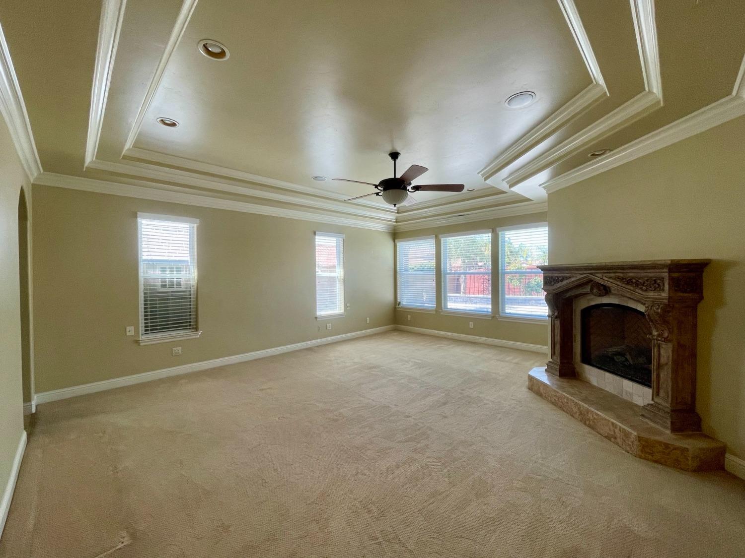 16052 W Middleton Avenue, Kerman, CA, 93630