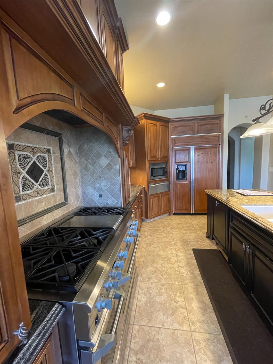 16052 W Middleton Avenue, Kerman, CA, 93630