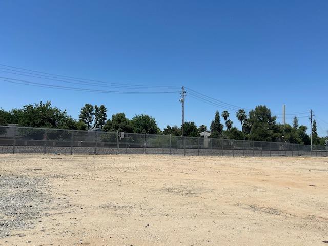 Vacant Lot in Fresno - photo 2