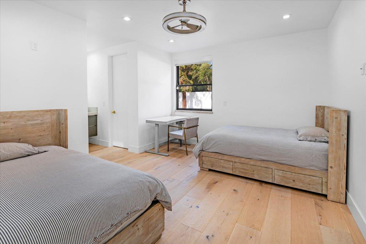 8754 N Millbrook Avenue, Fresno, CA, 93720