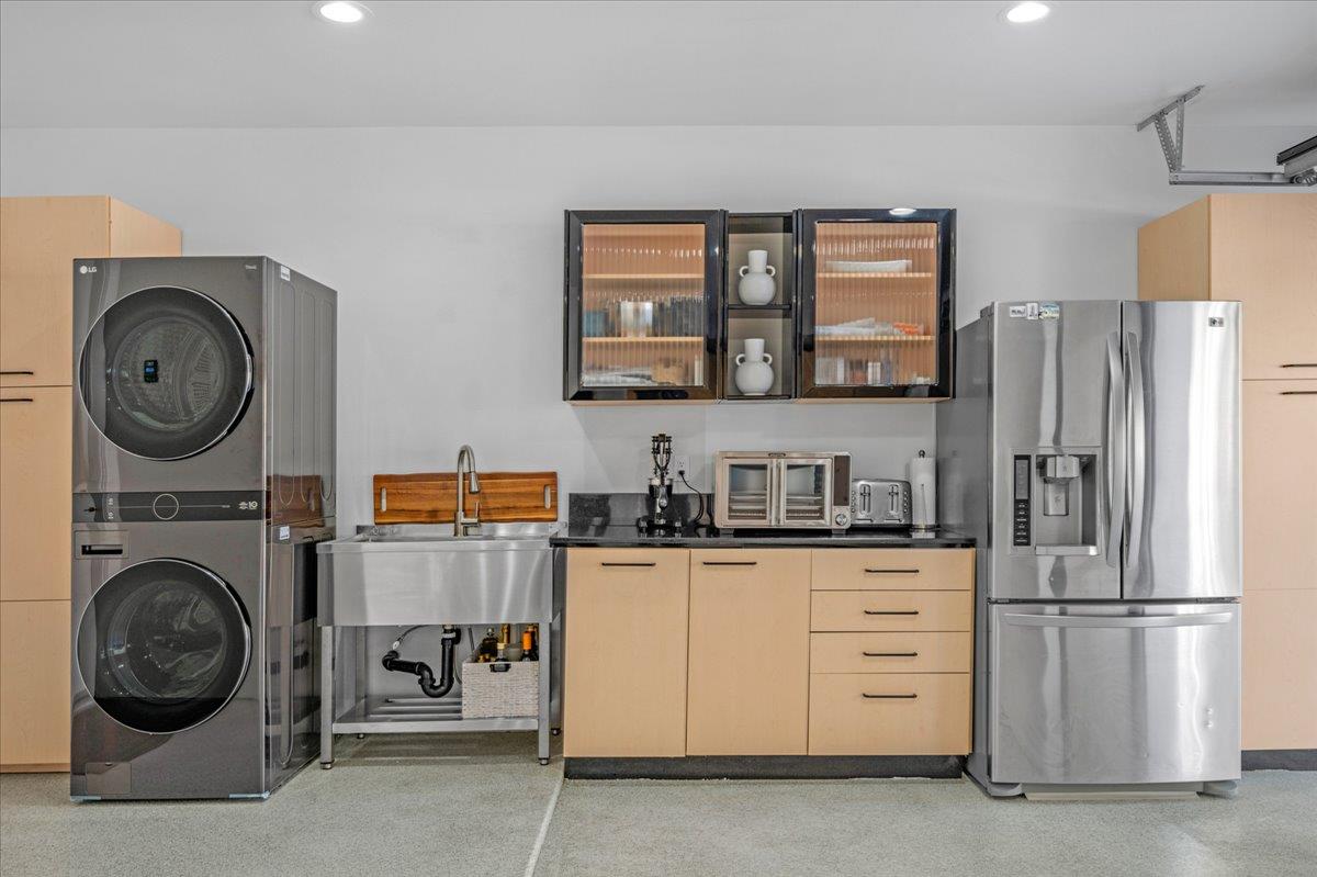 8754 N Millbrook Avenue, Fresno, CA, 93720