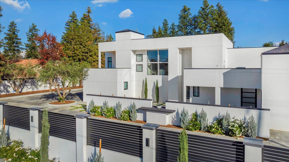 8754 N Millbrook Avenue, Fresno, CA, 93720